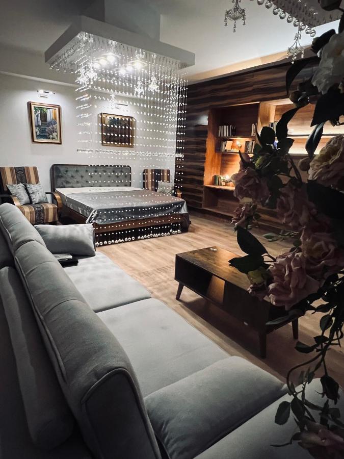 Business Box Lejlighed Bratislava Eksteriør billede