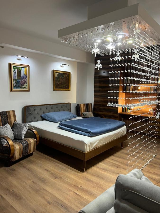 Business Box Lejlighed Bratislava Eksteriør billede